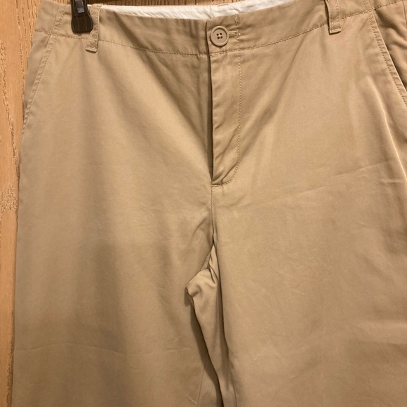 Gap Chino Wide Legged Khaki - Picture 3 of 7